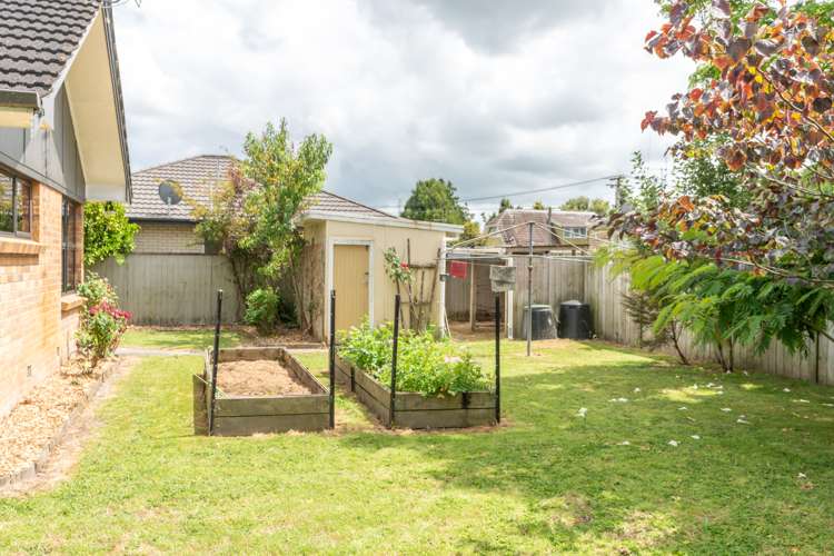 1 Southsea Crescent Silverdale_14