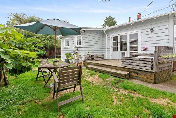 11 Devon Street Glenholme_12