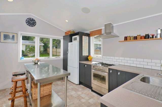 11a Moody Avenue Whau Valley_1