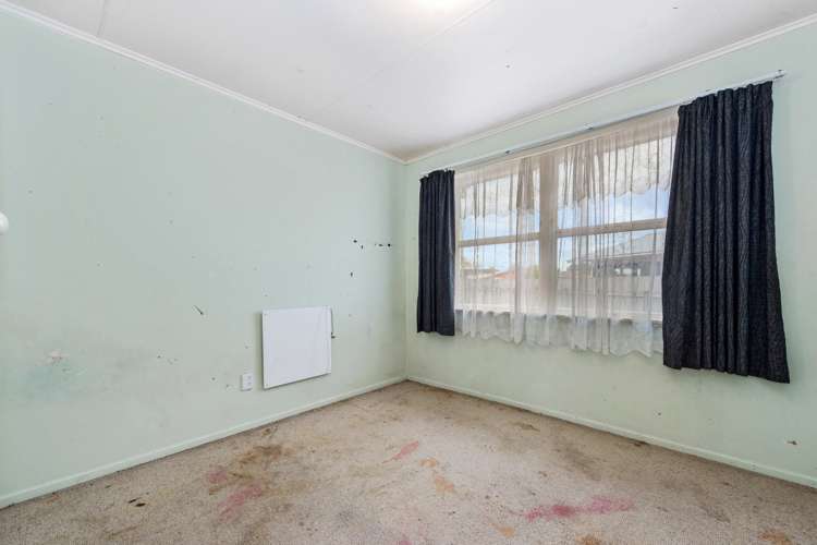 110 Collins Road Melville_11