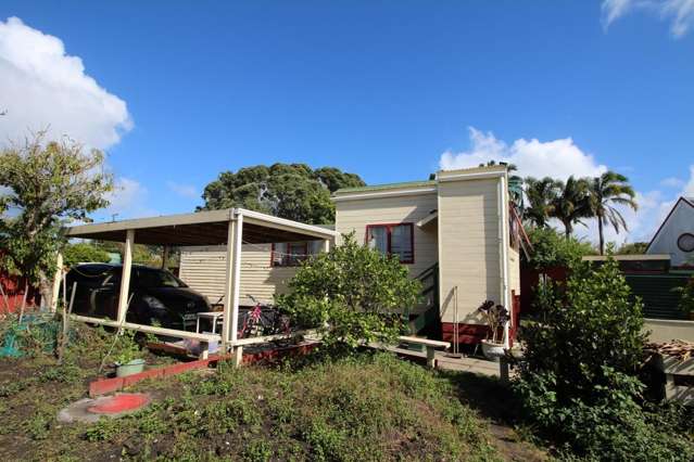 PRICED TO SELL - PRIVATE LOCATION