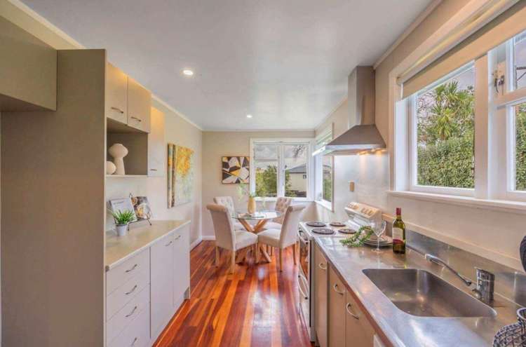 4 Exmouth Road Northcote_13