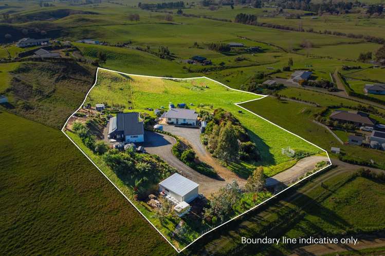 8 Country Lane Waipawa_21