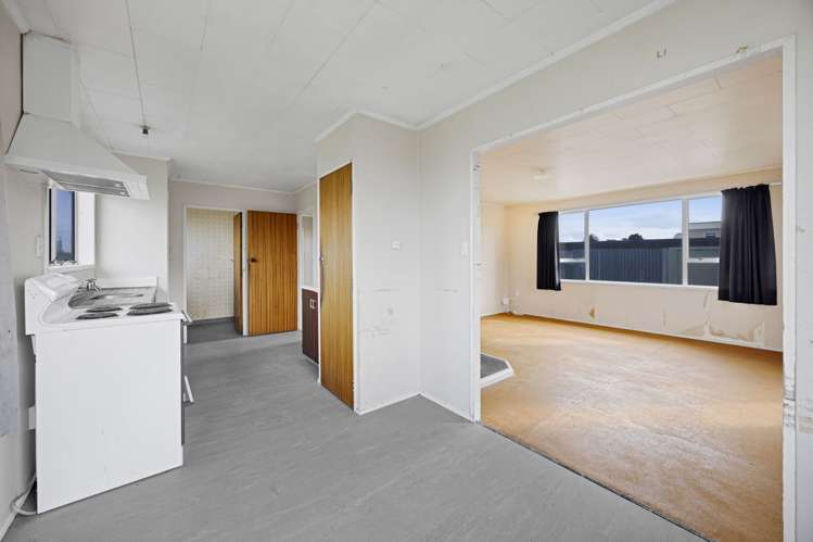 32 Pembroke Street Patea_17