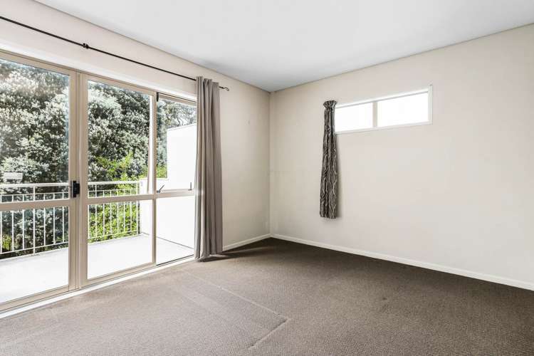 13/4 Ambrico Place New Lynn_7