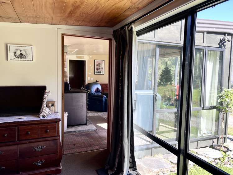 254 Doughboy Road Kokatahi_16