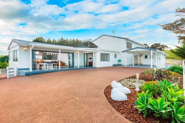 258 Cowes Bay Road Waiheke Island_1