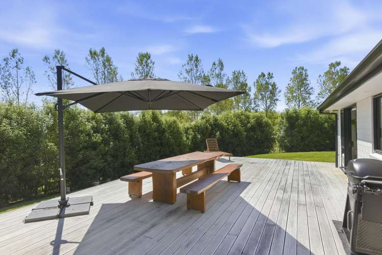 6 Hadfield Road Peka Peka_30