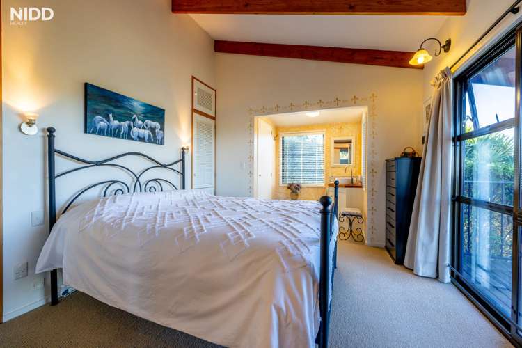 52 Kauri Street Ravensbourne_8