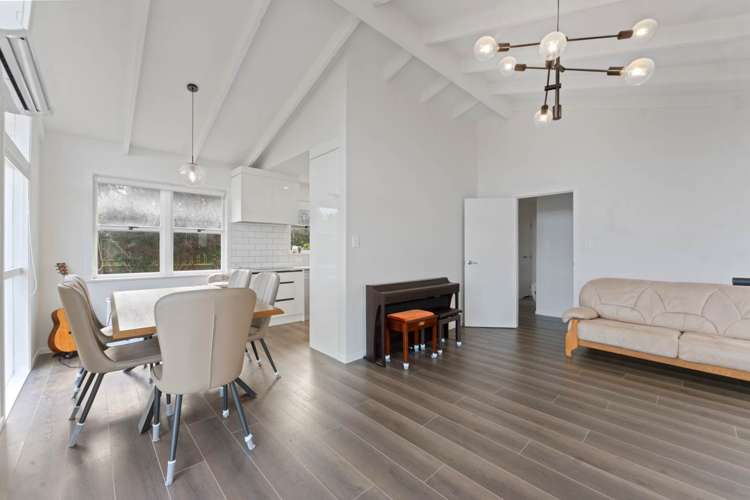 62 Totaravale Drive Totara Vale_5