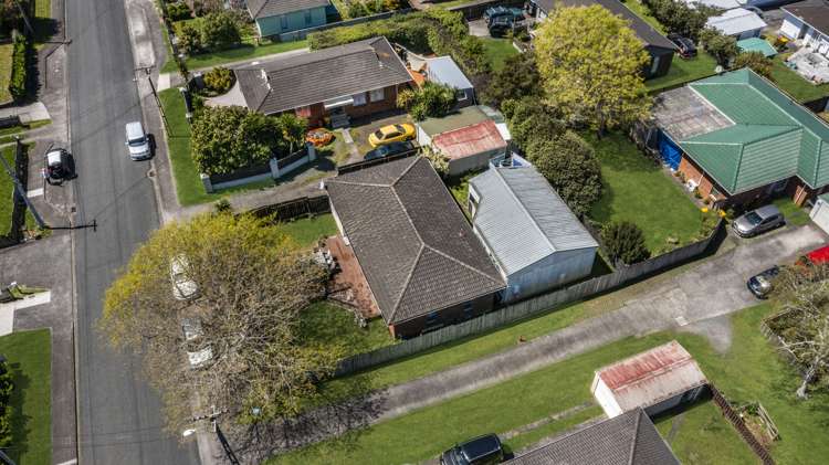 81 Arimu Road Papakura_17