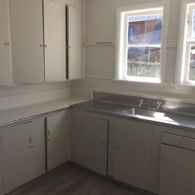 102A Peachgrove Road 1074_3