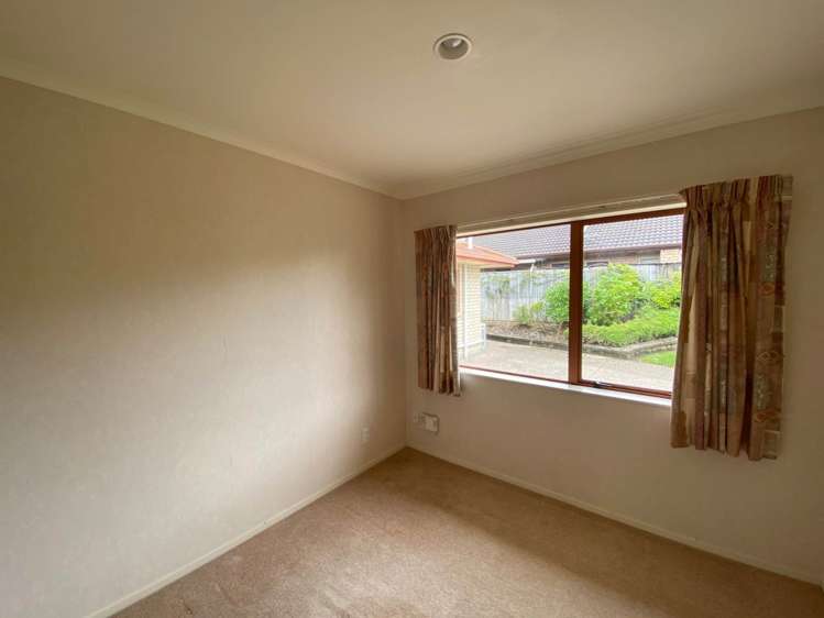 17 Lilybank Crescent East Tamaki_10