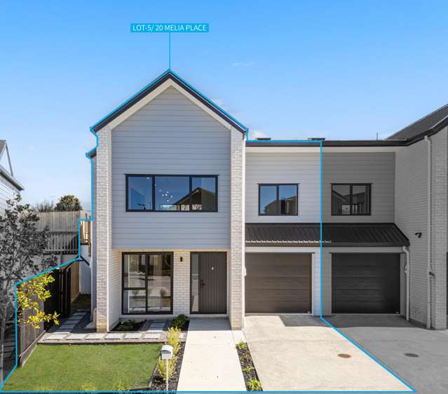 Brand New Freehold Living in Stanmore Bay
