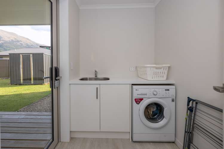 21 Timsfield Drive Lake Hawea_14