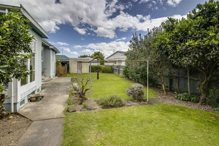 703 Park Road South Akina_14