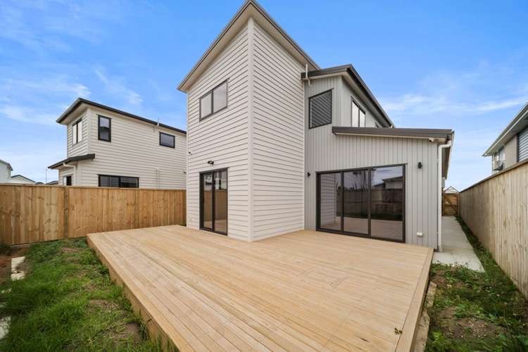 7 Whata Street Clarks Beach_6
