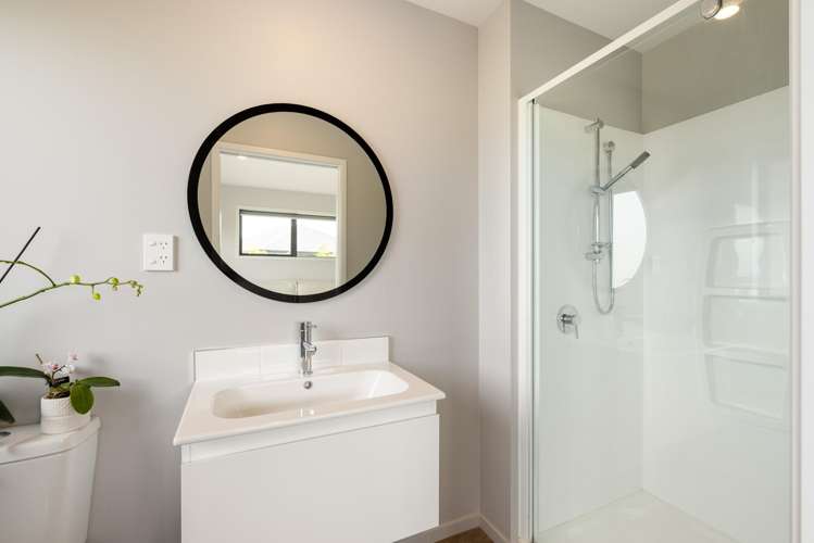 9 Arabella Crescent Yaldhurst_11