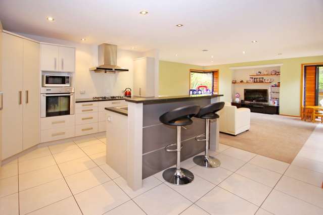 37 Gibbston Crescent Flat Bush_3