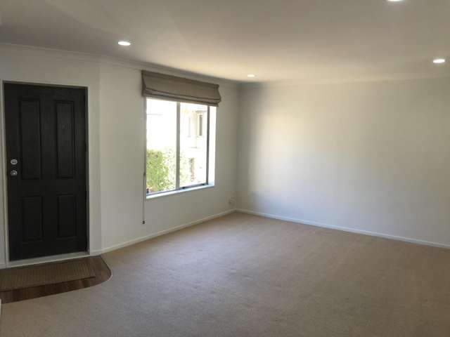 15E Queens Avenue 1067_2