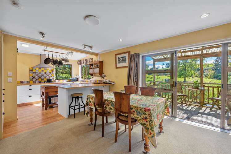 37 McMurray Rd Hunua_11