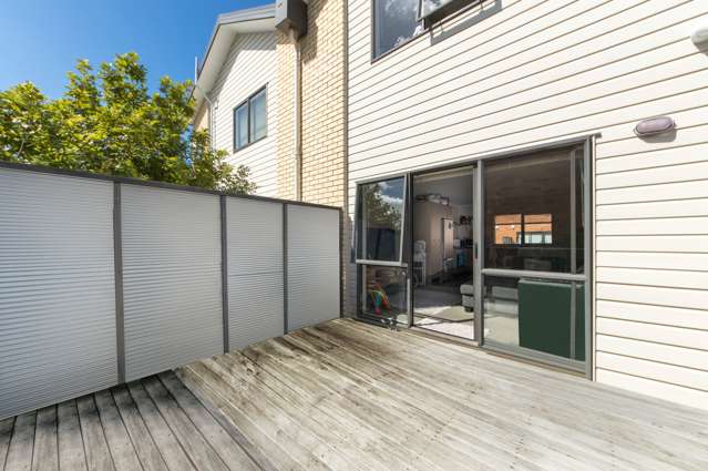 200/172 Mcleod Road Te Atatu South_2