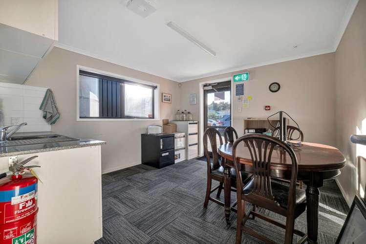 16 Sunley Street Westown_15