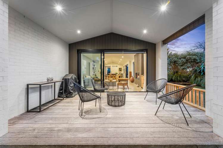 6 Sandpiper Avenue Point Wells_9