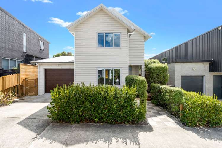9 Tihema Lane Westgate_22