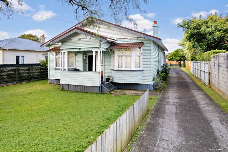 40 Kingsway Avenue Sandringham_19