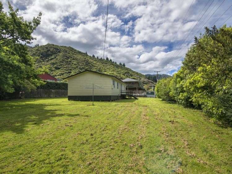 5 Thompson Place Anakiwa and Surrounds_14