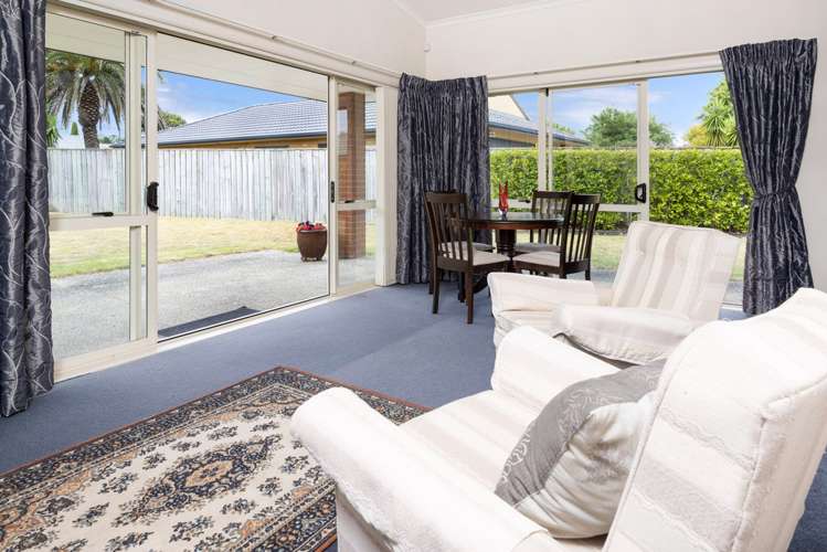 64 Wattle Farm Road Wattle Downs_9