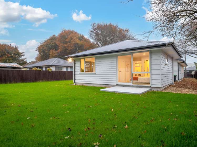 31 Emmett Street Shirley_17