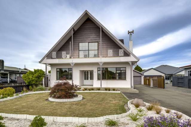 Greenmeadows, Five bedrooms, Pool, Sleepout