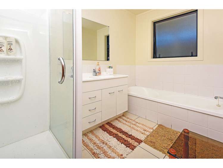 21 Franklyne Road Otara_7