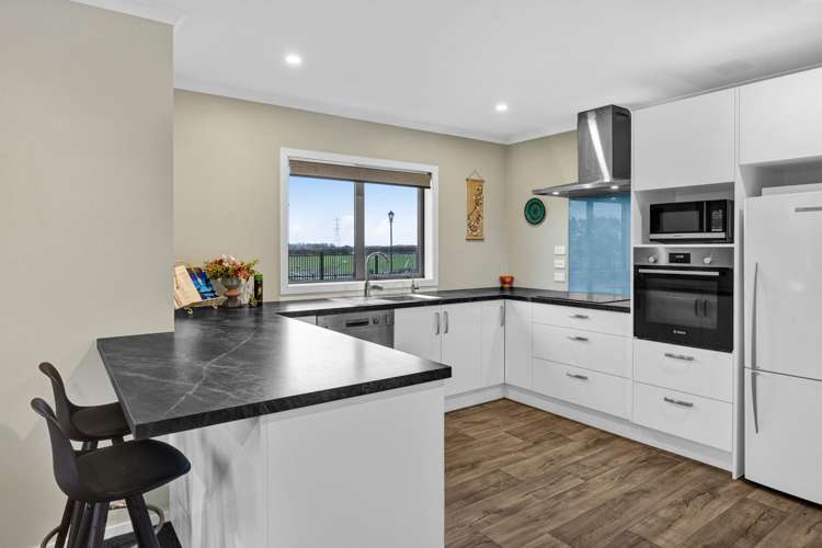 7 Mercade Close Stratford_8