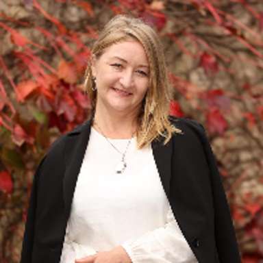Anna Hislop
