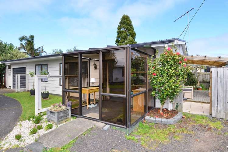 3/12 Edward Avenue Orewa_16