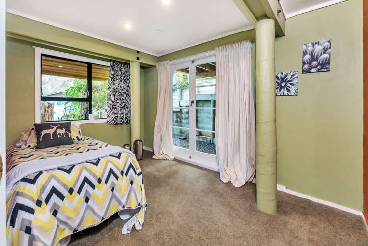 695 Huia Road Parau_16