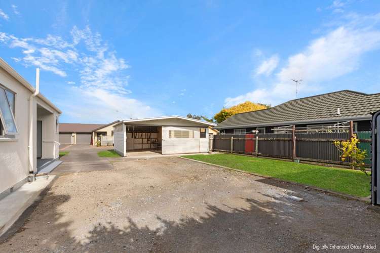 102 Peakes Road Springvale_14