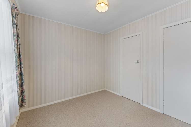 4 Heath Street Wainuiomata_12