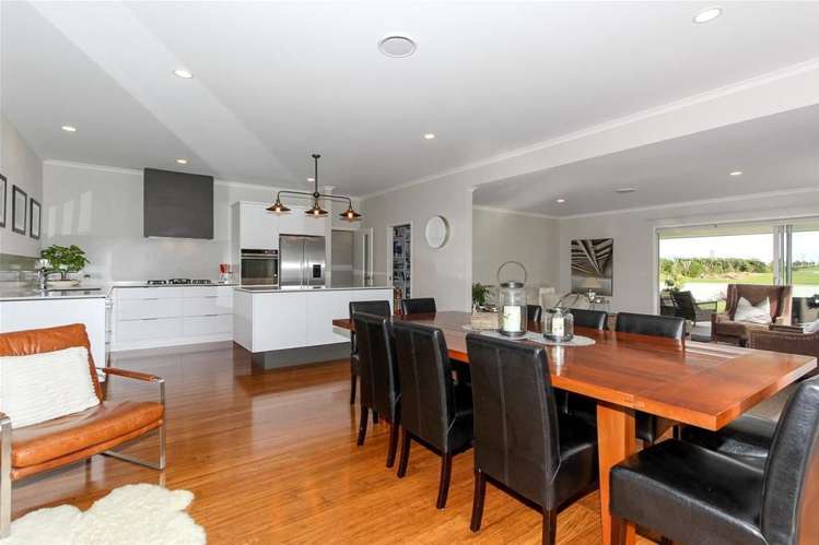 3 Cooke Farm Grove Waiwhakaiho_10