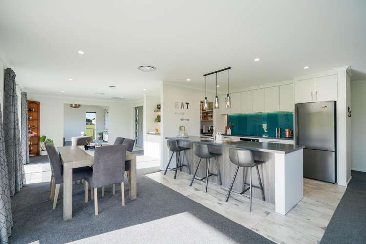 81 Mika Way Lorneville_10