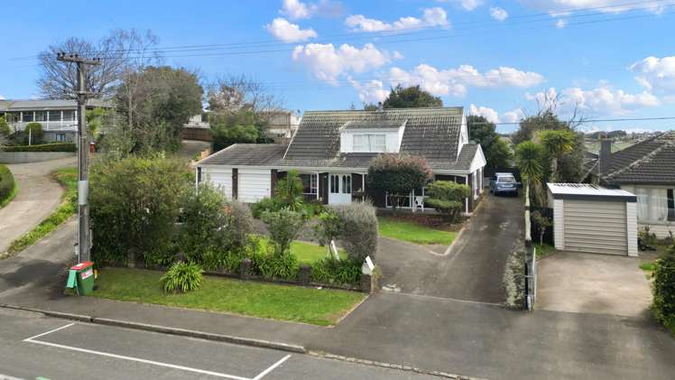 106 Tuhikaramea Road_1