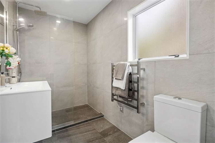 42a Titirangi Road New Lynn_14