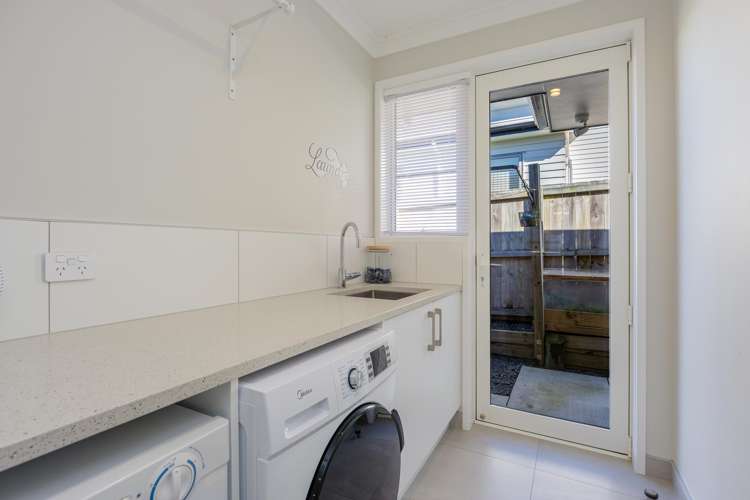 123 Colonial Drive Silverdale_32