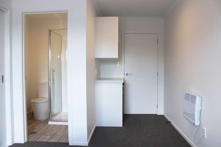 4/5 Rm E Ford Street Hamilton East_6