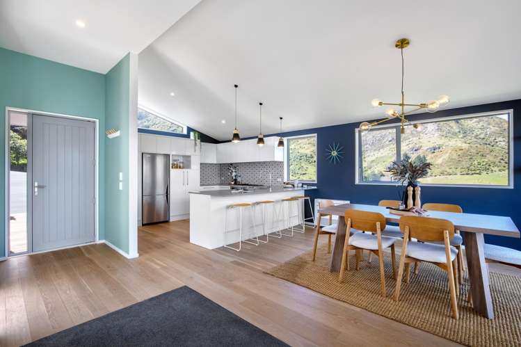 6 Hyllton Heights Lyttelton_3