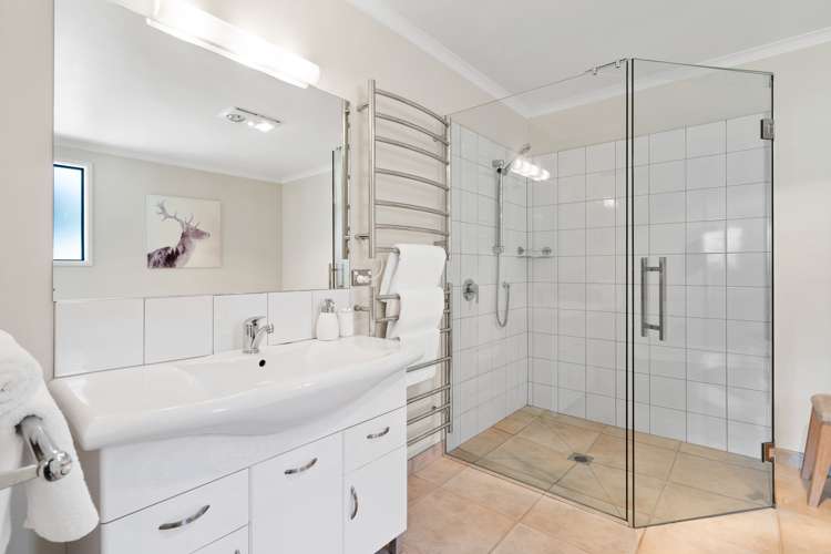 4 Monteith Road Albert Town_20