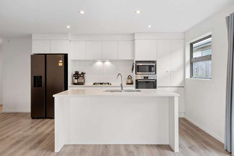 15 Moemoea Avenue_2